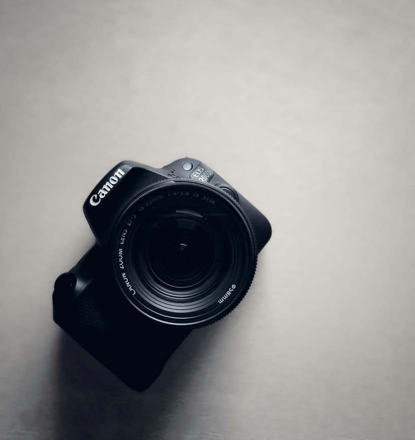 كانون EOS R6 II جسم فقط